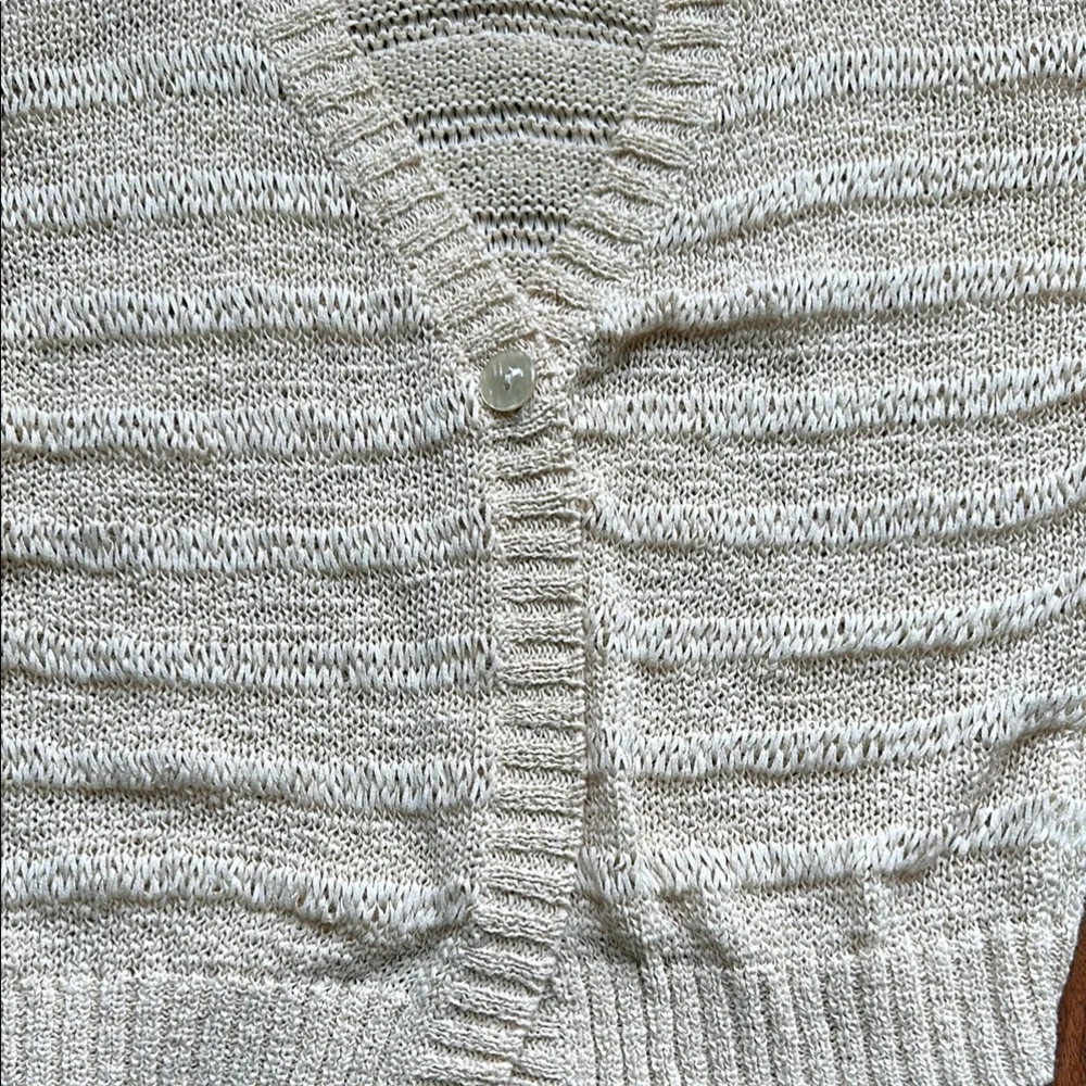👧🏻👧🏻NWOT GAP Cream Sweater Soft Knit Top👧🏻👧🏻